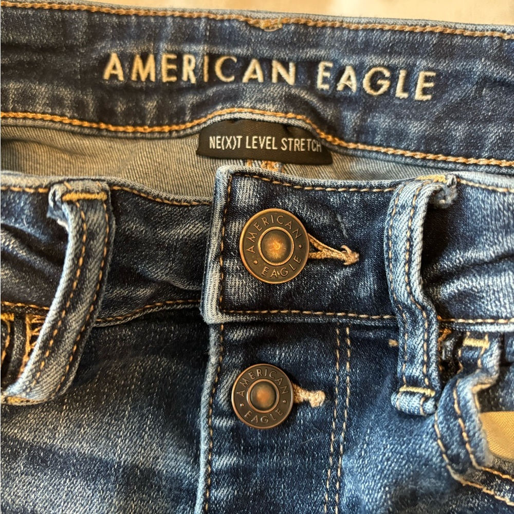 Distressed High Rise Jegging - Picture 3 of 6